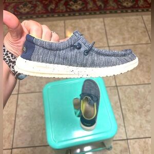 Boys Hey Dudes slightly used YL1-L2.